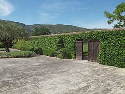 Oppede Villa With Private Pool