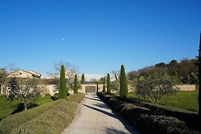 Oppede Villa With Private Pool