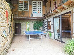 Peaceful Villa in Saint-jory