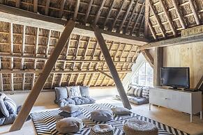 Farmhouse With Near sea and Forest