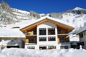 Alpina Appartements