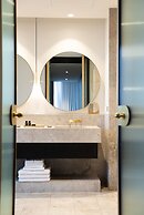 Eos by SkyCity