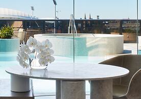 Eos by SkyCity