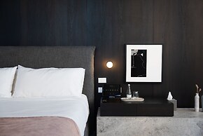 Eos by SkyCity