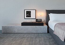 Eos by SkyCity