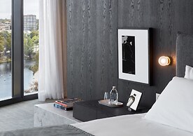 Eos by SkyCity