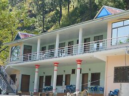 Pine View hotel and Restaurant