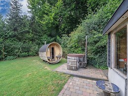 Dog-friendly Stay w/ Spa