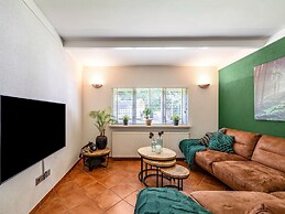 Dog-friendly Stay w/ Spa