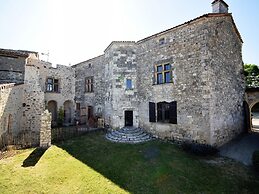 Castle Near Agen With Shared Pool