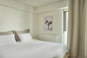 Contemporary Comfy Apt