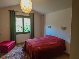 Villa in Bruniquel by Aveyron River