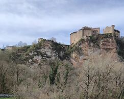 Villa in Bruniquel by Aveyron River
