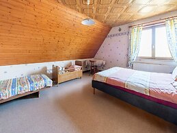 Holiday Home in Ruederbach Near Lake
