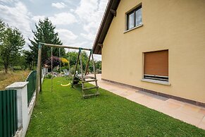 Holiday Home in Ruederbach Near Lake