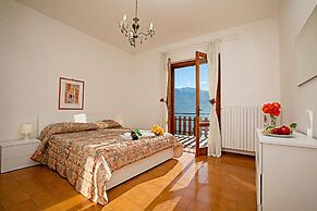 Balcone Panoramico sul Garda
