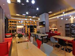 IBIS Kangding Hotel