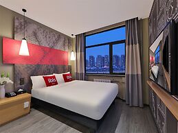 Ibis Beijing Changping Metro Station Hotel
