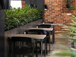 Mantra Traralgon