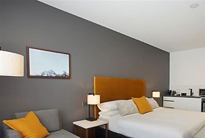 Mantra Traralgon