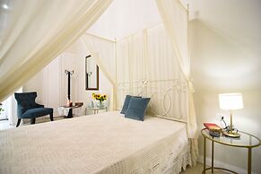 Pala Suites