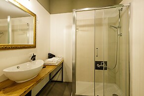 Pala Suites