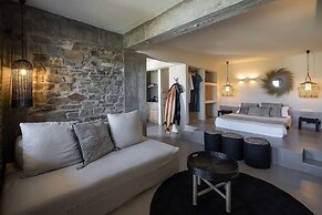 Seesoo Paros Beachfront Luxury Hideaway