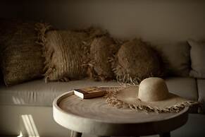 Seesoo Paros Beachfront Luxury Hideaway