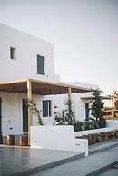 Seesoo Paros Beachfront Luxury Hideaway