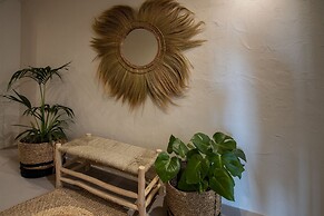 Seesoo Paros Beachfront Luxury Hideaway