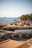 Seesoo Paros Beachfront Luxury Hideaway
