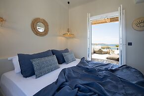 Seesoo Paros Beachfront Luxury Hideaway