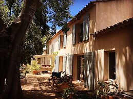 Bastide Sainte Trinide