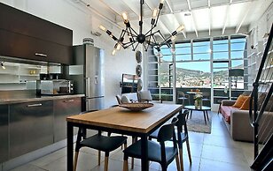 Manhattan Place