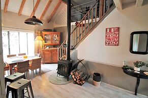 Cottage in Saint-quirin by Lake & Town