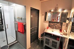 Cottage in Saint-quirin by Lake & Town