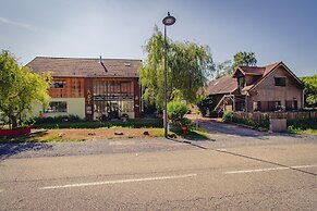 Cottage in Saint-quirin by Lake & Town