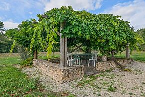 Tranquil Escape in Cendrieux