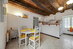 Tranquil Escape in Cendrieux