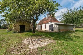 Tranquil Escape in Cendrieux