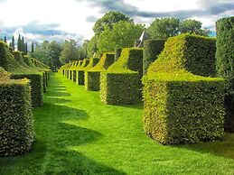 Holiday Home With Private Garden