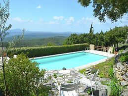Villa With Heated Pool, Petanque, spa & View