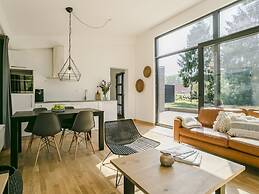 Modern Forest Chalet
