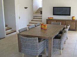 Villa in Le Muy With Private Pool and Lake