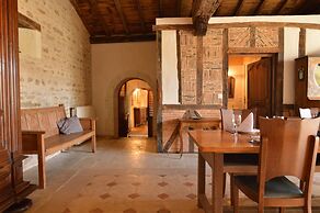Holiday Home in Thurageau With Private Pool
