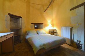 Holiday Home in Thurageau With Private Pool