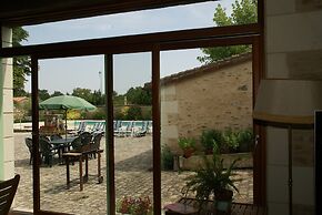 Holiday Home in Thurageau With Private Pool