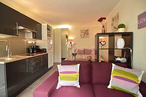 Modern Bayeux Hideaway