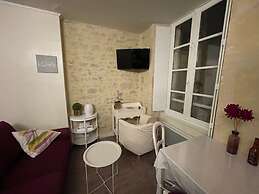 Modern Bayeux Hideaway
