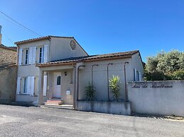 Montbrun Vineyard Escape